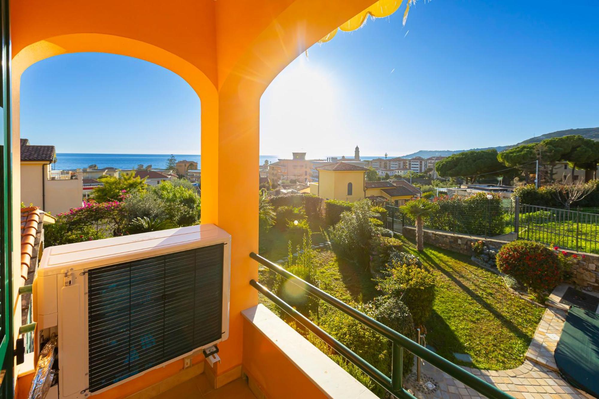 Apartamento La Casa Di Patrizia Santo Stefano al Mare Exterior foto